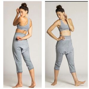 Ripple yoga I'm Perfect Stonewash Mini-Harem Yoga Pants medium cotton